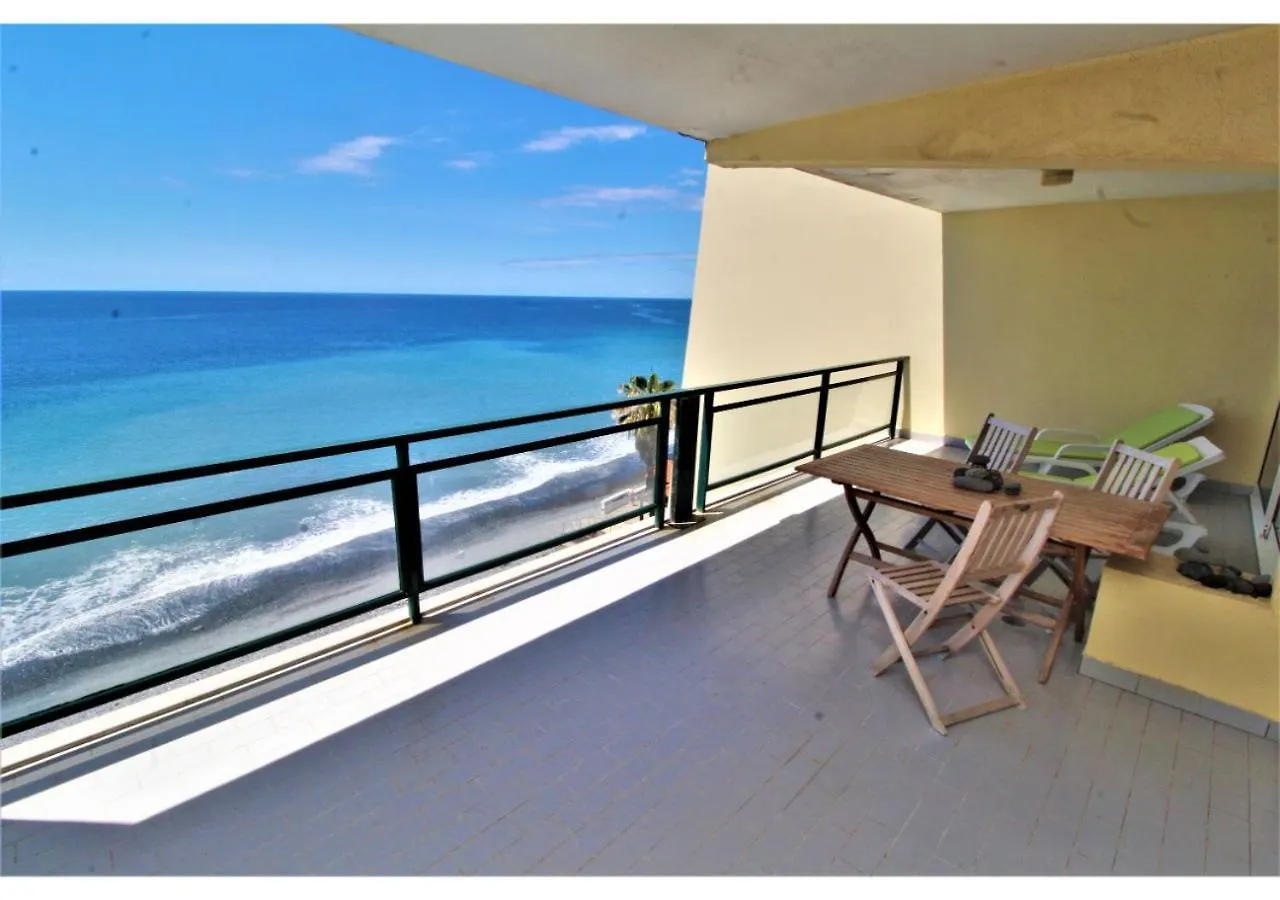 Ocean Pestana Garden Apartments location